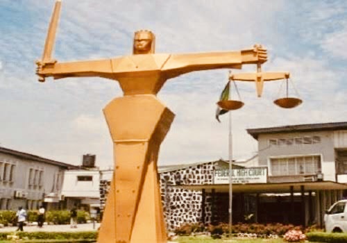 1E3C6EB9-8C5C-4B54-B831-0C1773F35DFE