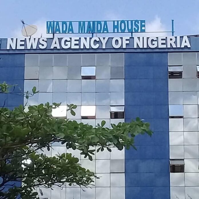 0AD70E22-A60C-48AB-8256-5497F2EC0D3B